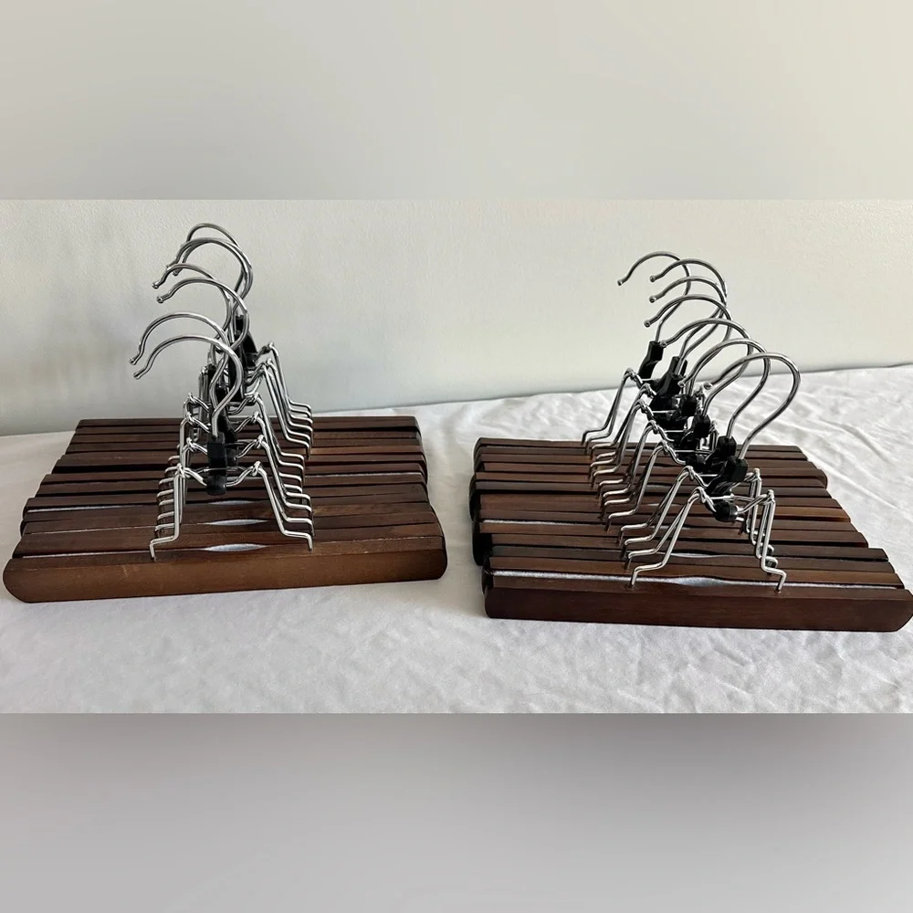 Zober Lot of 28 Solid Wood Skirt Pants Hangers Swivel Hooks Non-Slip Clips